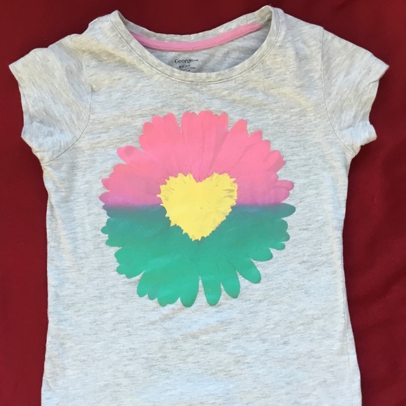 George Small Gray Tee. Flower Design. - Picture 1 of 3